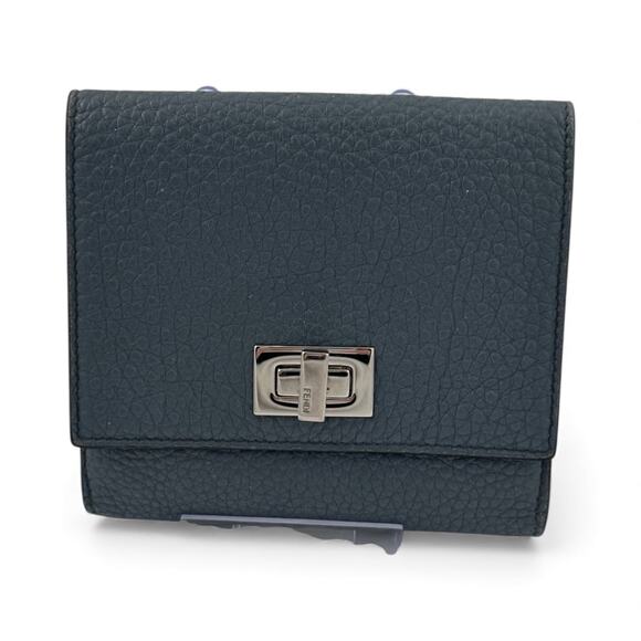 FEN101: Fendi Peekaboo bi-fold wallet - Picture 1 of 6